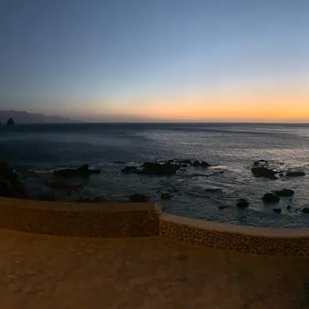 Touch The Sea *